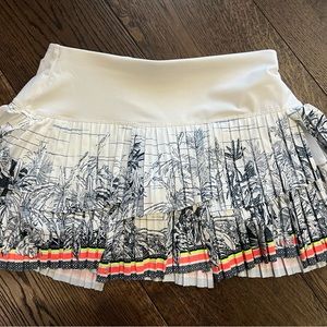 Lucky in love palms d amour skirt